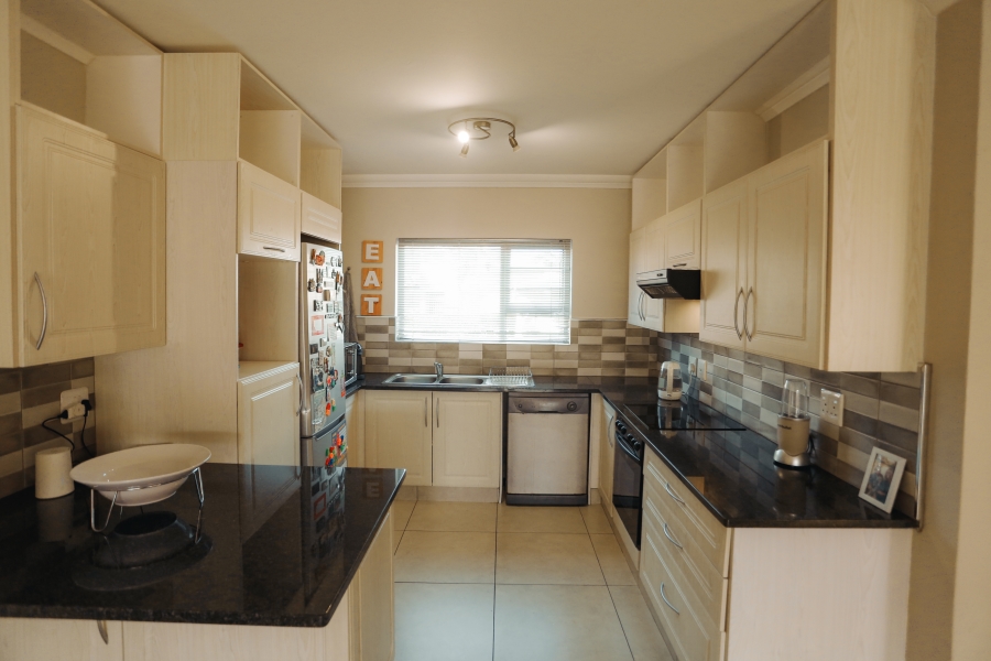 To Let 3 Bedroom Property for Rent in Gonubie Eastern Cape